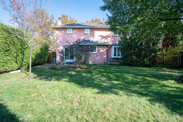 416 Claremont Cres, House detached with 3 bedrooms, 3 bathrooms and 2 parking in Oakville ON | Image 18