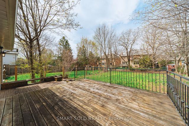 190 Maxome Ave, House detached with 3 bedrooms, 3 bathrooms and 6 parking in Toronto ON | Image 33