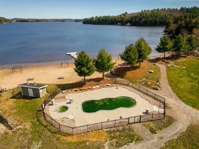 a105 - 1869 Highway 118 West Road, Condo with 2 bedrooms, 2 bathrooms and 2 parking in Muskoka Lakes ON | Image 44