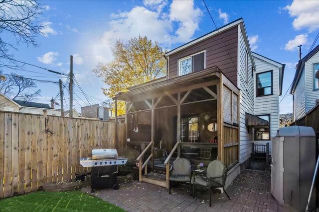 11 Greensides Ave, House detached with 3 bedrooms, 3 bathrooms and 2 parking in Toronto ON | Image 30
