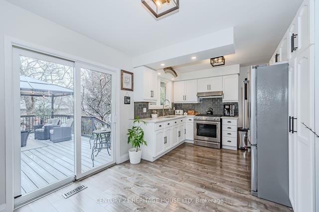 37 Cheltonwood Ave, House detached with 2 bedrooms, 2 bathrooms and 5 parking in Guelph ON | Image 4
