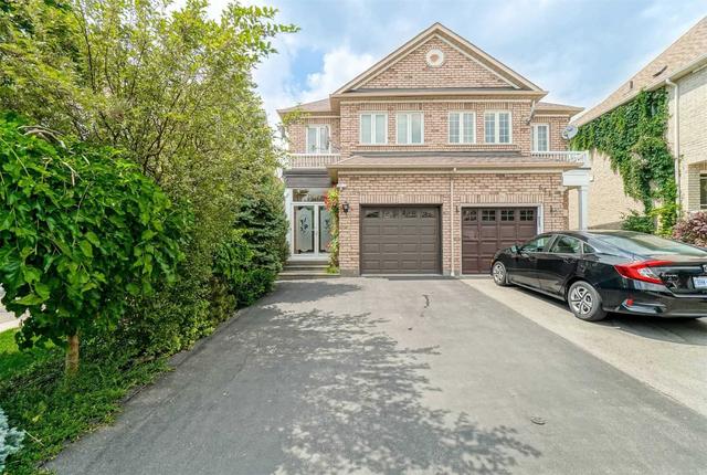 643 Dolly Bird Lane, House semidetached with 3 bedrooms, 3 bathrooms and 3 parking in Mississauga ON | Image 1