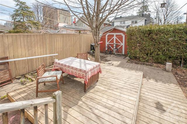 32 Nolan Avenue, Home with 3 bedrooms, 2 bathrooms and 1 parking in Ottawa ON | Image 18