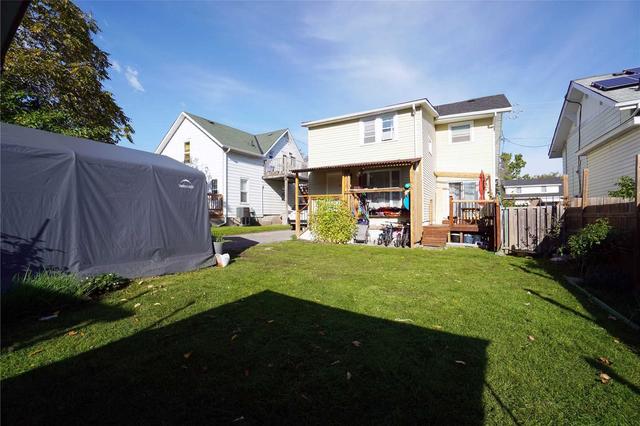 251 King St, House detached with 4 bedrooms, 2 bathrooms and 4 parking in Quinte West ON | Image 7
