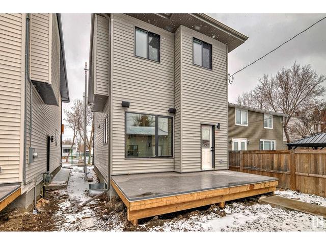 8235 93a Av Nw, House detached with 3 bedrooms, 2 bathrooms and 2 parking in Edmonton AB | Image 50
