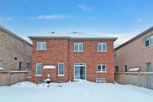 1228 Stuffles Cres, House detached with 4 bedrooms, 4 bathrooms and 6 parking in Newmarket ON | Image 33
