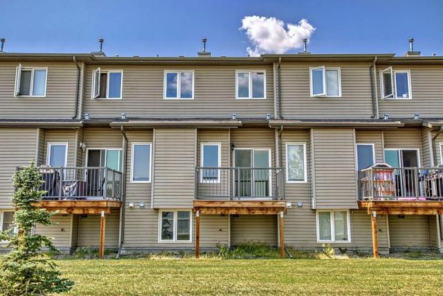 405 - 620 Luxstone Landing Sw, Home with 3 bedrooms, 2 bathrooms and 2 parking in Airdrie AB | Image 29