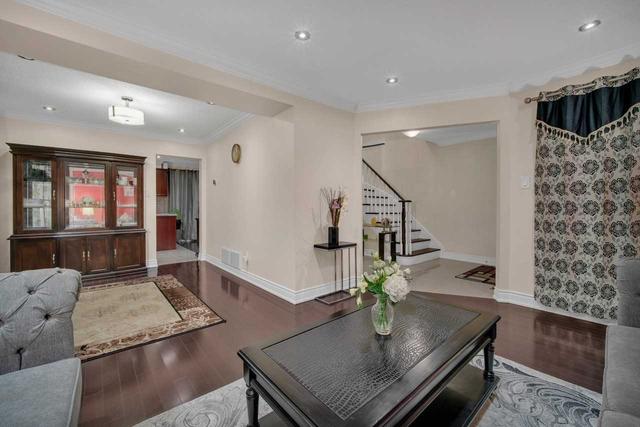 55 Meadowlark Dr N, House detached with 3 bedrooms, 4 bathrooms and 4 parking in Brampton ON | Image 37