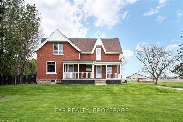 24321 Old Airport Rd, House detached with 5 bedrooms, 2 bathrooms and 11 parking in Southwest Middlesex ON | Image 1