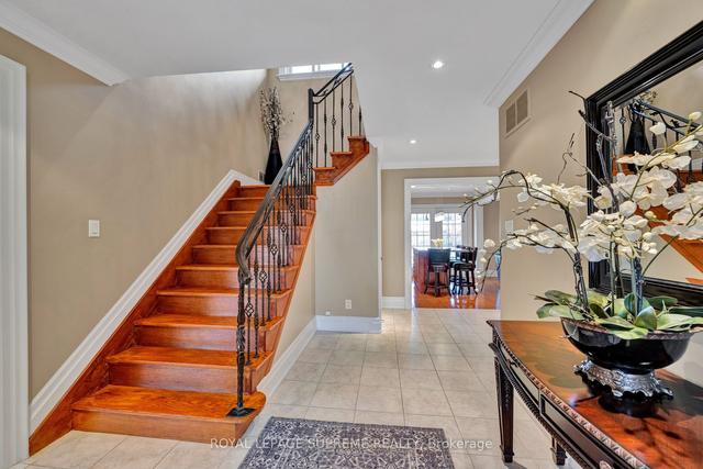 221 Gracefield Ave, House detached with 4 bedrooms, 4 bathrooms and 5 parking in Toronto ON | Image 36