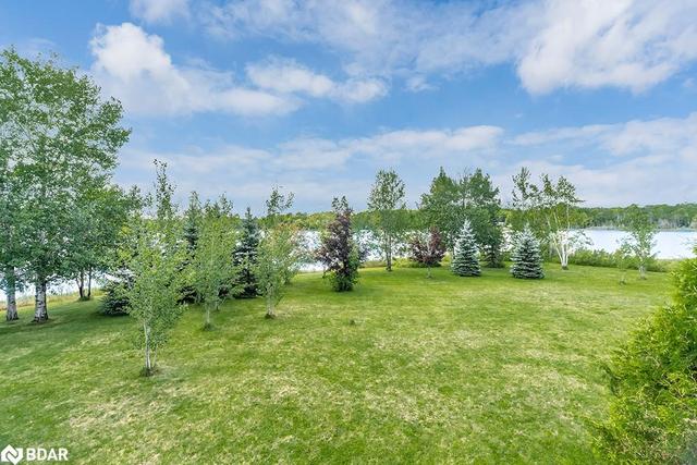 214 Brewster Lake Court, House detached with 4 bedrooms, 3 bathrooms and 16 parking in Grey Highlands ON | Image 15