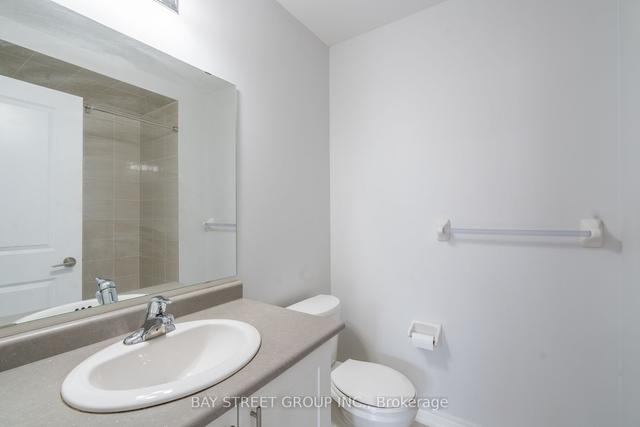 301 - 269 Georgian Dr, Townhouse with 2 bedrooms, 2 bathrooms and 2 parking in Oakville ON | Image 7