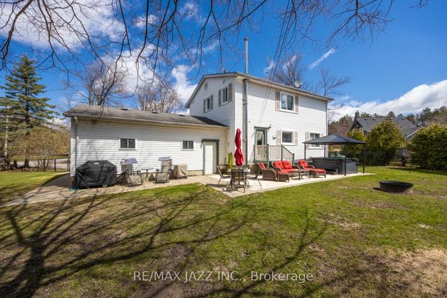 10224 Old Scugog Rd, House detached with 3 bedrooms, 3 bathrooms and 10 parking in Clarington ON | Image 24