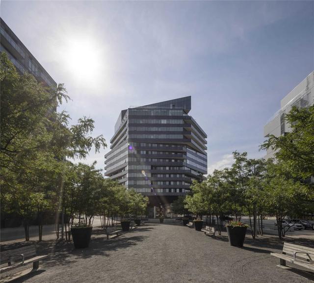 1112 - 21 Lawren Harris Sq, Condo with 1 bedrooms, 1 bathrooms and 0 parking in Toronto ON | Image 11