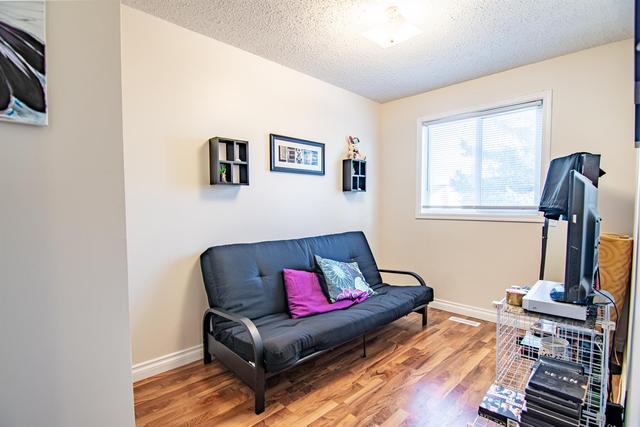 2 - 20 Alford Avenue, Home with 3 bedrooms, 1 bathrooms and 1 parking in Red Deer County AB | Image 24