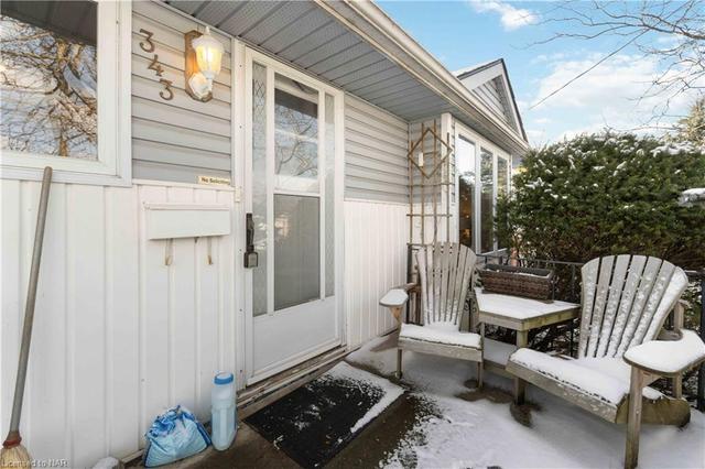 343 Dufferin Street, House detached with 4 bedrooms, 2 bathrooms and 2 parking in Fort Erie ON | Image 34