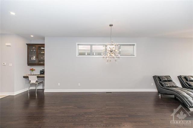 6616 Tooney Drive, House detached with 4 bedrooms, 3 bathrooms and 6 parking in Ottawa ON | Image 8