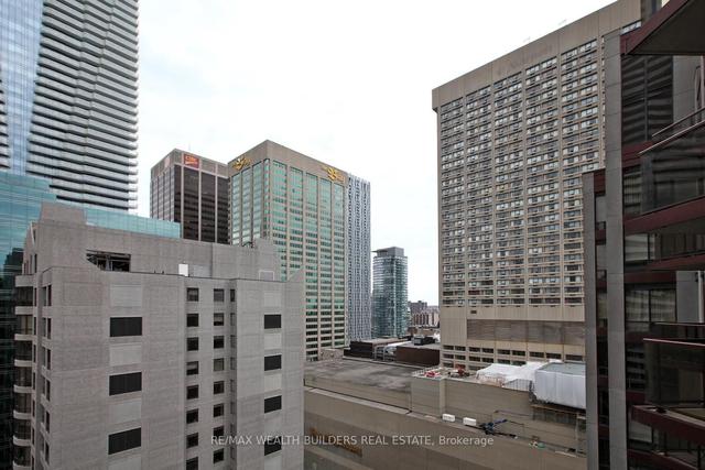 1912 - 85 Bloor St E, Condo with 1 bedrooms, 1 bathrooms and 1 parking in Toronto ON | Image 25