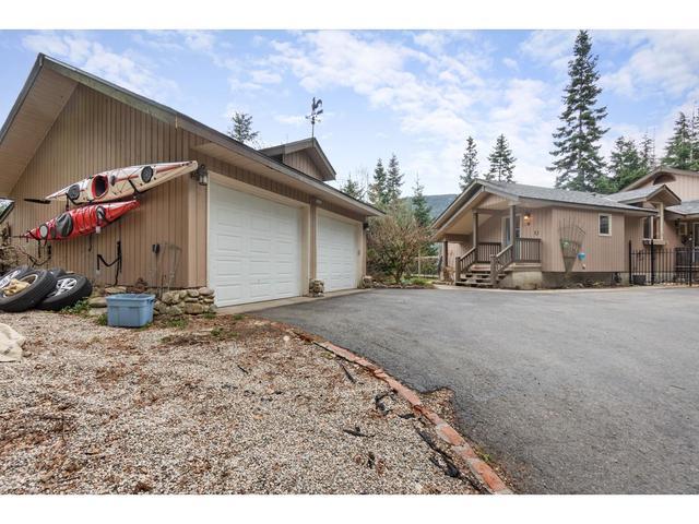 2286 Annable Road, House detached with 4 bedrooms, 3 bathrooms and null parking in Central Kootenay F BC | Image 47