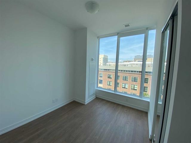 604 - 203 College St, Condo with 3 bedrooms, 3 bathrooms and 1 parking in Toronto ON | Image 4