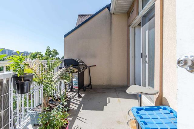 20 - 9 Pine St, Townhouse with 2 bedrooms, 1 bathrooms and 1 parking in Toronto ON | Image 6