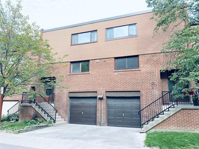 7 Rye Meadoway, Townhouse with 3 bedrooms, 2 bathrooms and 2 parking in Toronto ON | Image 12