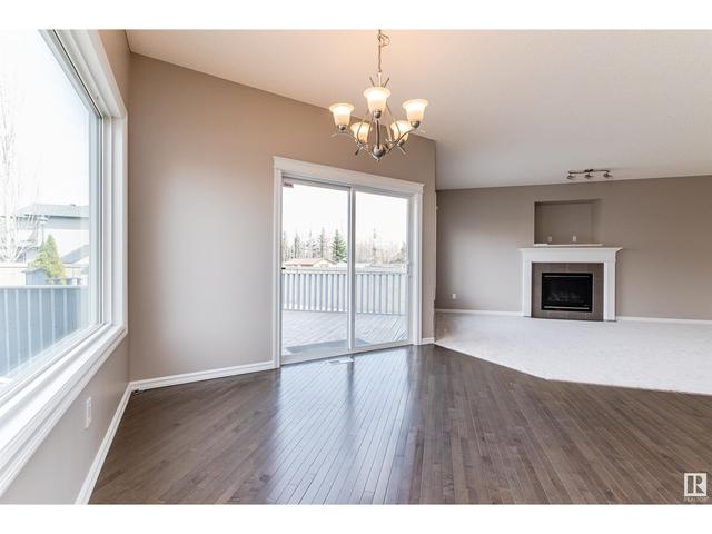 7716 8 Av Sw, House detached with 4 bedrooms, 3 bathrooms and null parking in Edmonton AB | Image 18