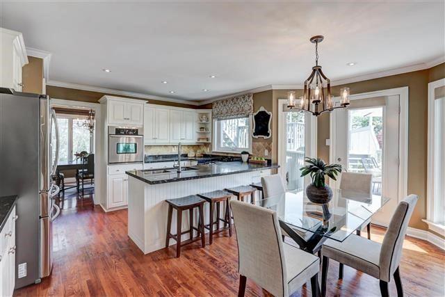 16 Reesor Pl, House detached with 5 bedrooms, 4 bathrooms and 12 parking in Whitchurch Stouffville ON | Image 4