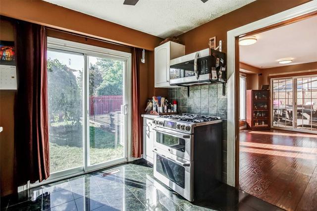 3046 Windwood Dr, House detached with 3 bedrooms, 4 bathrooms and 5 parking in Mississauga ON | Image 7