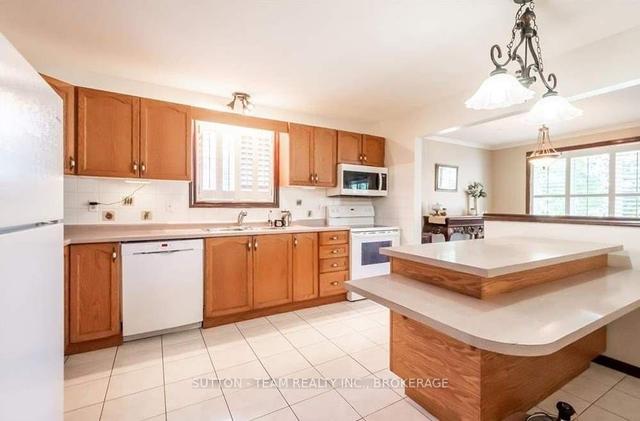 44 Windsor Dr, House detached with 3 bedrooms, 2 bathrooms and 5 parking in Brant ON | Image 36