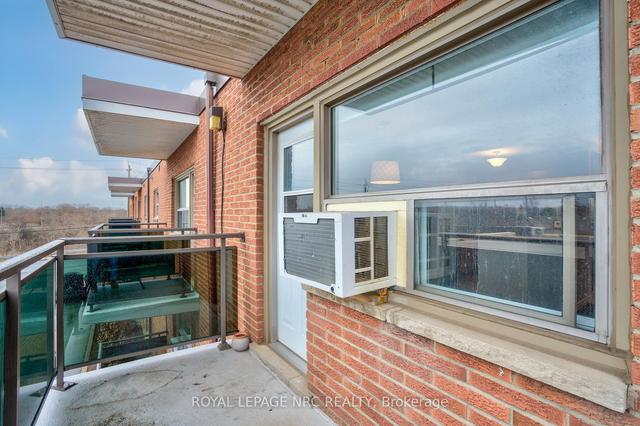 307 - 264 Oakdale Ave, Condo with 2 bedrooms, 1 bathrooms and 2 parking in St. Catharines ON | Image 19
