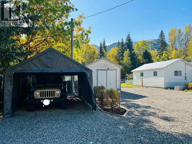 418 Webber Road, House detached with 2 bedrooms, 1 bathrooms and null parking in Clearwater BC | Image 41