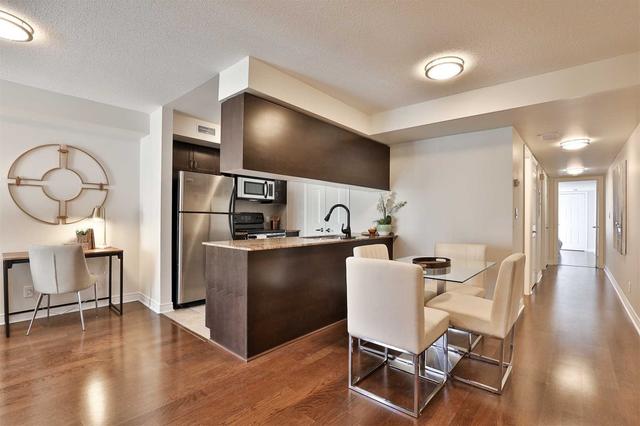 201 - 6 Brian Peck Cres, Townhouse with 2 bedrooms, 2 bathrooms and 1 parking in Toronto ON | Image 34
