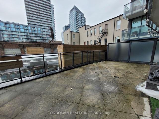 201 - 318 King St E, Condo with 1 bedrooms, 1 bathrooms and 0 parking in Toronto ON | Image 4