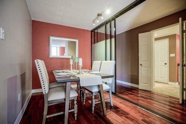1101 - 211 St Patrick St, Condo with 2 bedrooms, 2 bathrooms and 1 parking in Toronto ON | Image 4