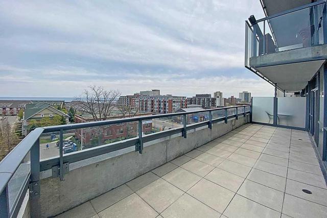 504 - 1 Hurontario St, Condo with 2 bedrooms, 2 bathrooms and 1 parking in Mississauga ON | Image 4