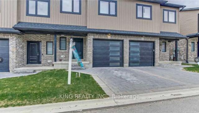 60 - 811 Sarnia Rd, House attached with 4 bedrooms, 3 bathrooms and 2 parking in London ON | Image 1