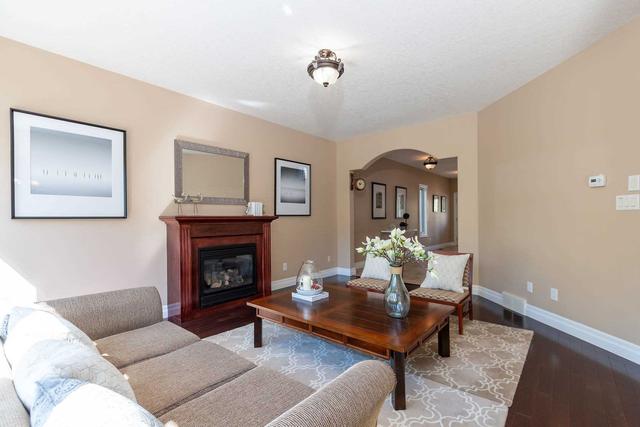 583 Violet St, House detached with 3 bedrooms, 4 bathrooms and 4 parking in Waterloo ON | Image 39