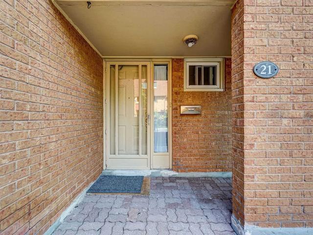 21 Bards Walkway, Townhouse with 3 bedrooms, 3 bathrooms and 2 parking in Toronto ON | Image 16