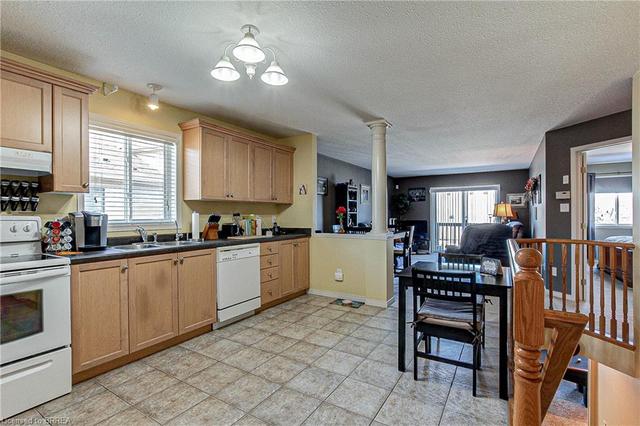 46 Savannah Ridge, House semidetached with 2 bedrooms, 2 bathrooms and null parking in Brant ON | Image 17