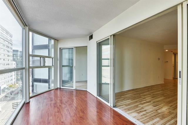912 - 705 King St W, Condo with 1 bedrooms, 1 bathrooms and 1 parking in Toronto ON | Image 19