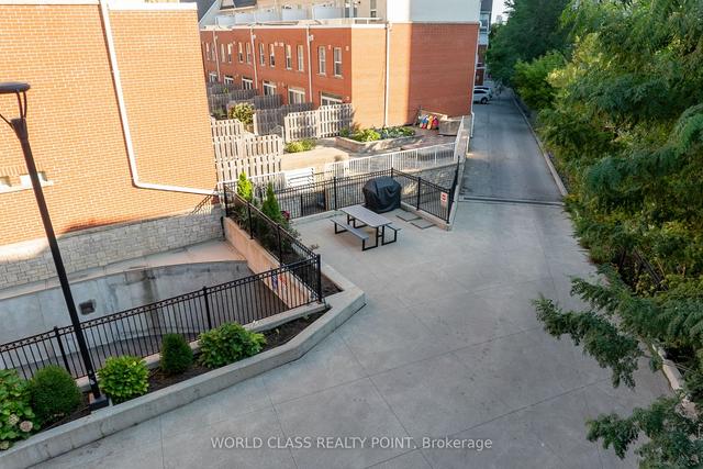 209 - 5101 Dundas St W, Condo with 2 bedrooms, 2 bathrooms and 0 parking in Toronto ON | Image 25