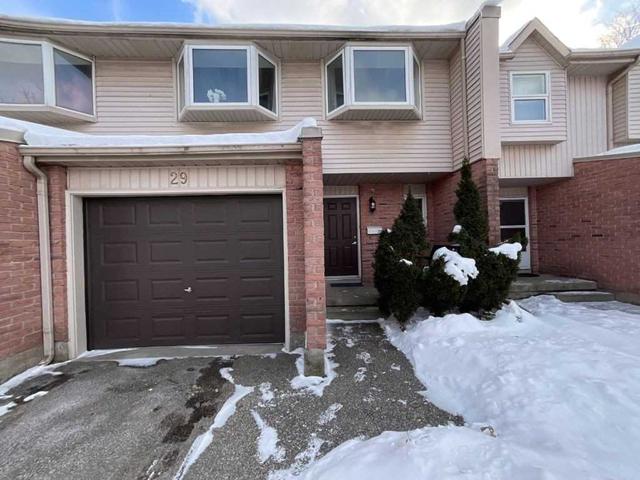 29 - 133 Sekura Cres, Townhouse with 3 bedrooms, 3 bathrooms and 2 parking in Cambridge ON | Image 1