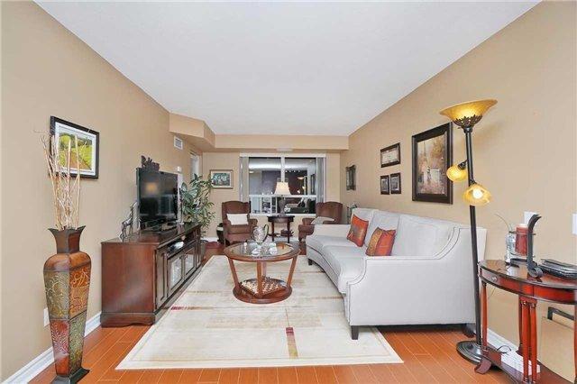 520 - 25 Kingsbridge Garden Circ, Condo with 2 bedrooms, 2 bathrooms and 2 parking in Mississauga ON | Image 6