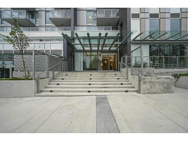 1704 - 7433 Cambie Street, Condo with 2 bedrooms, 2 bathrooms and 1 parking in Vancouver BC | Card Image