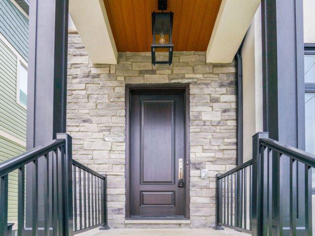 10 Marshall Blvd, House detached with 4 bedrooms, 4 bathrooms and 1 parking in Toronto ON | Image 2