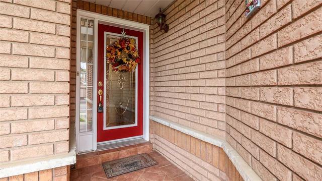 194 Eaton St, House detached with 4 bedrooms, 3 bathrooms and 2 parking in Halton Hills ON | Image 3