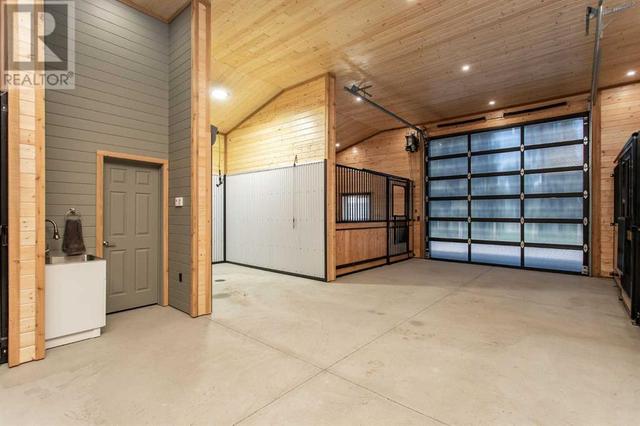 34226 Range Road 43, Home with 3 bedrooms, 2 bathrooms and null parking in Mountain View County AB | Image 34