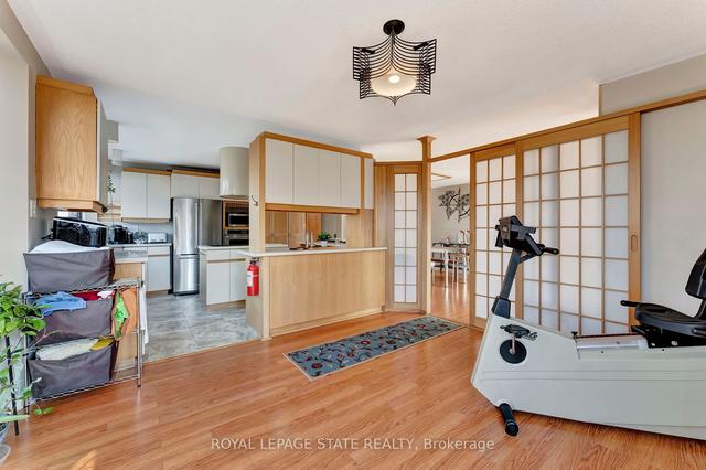 601 - 28 Duke St, Condo with 2 bedrooms, 2 bathrooms and 1 parking in Hamilton ON | Image 21