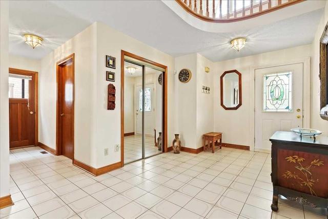 61 Jackman Cres, House detached with 4 bedrooms, 3 bathrooms and 4 parking in Vaughan ON | Image 34